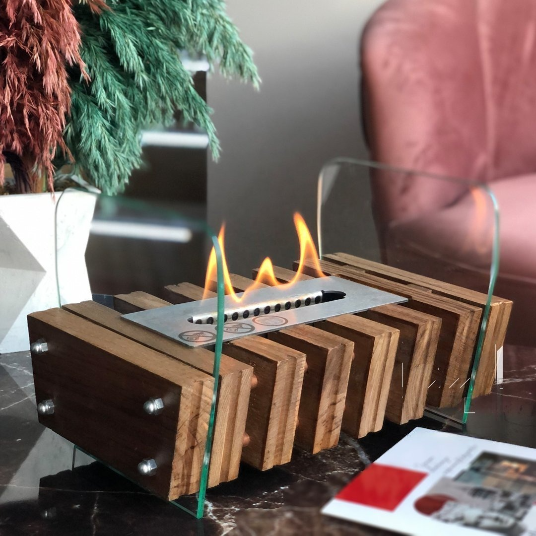 Ahşap Dekorlu Masa Etanolü