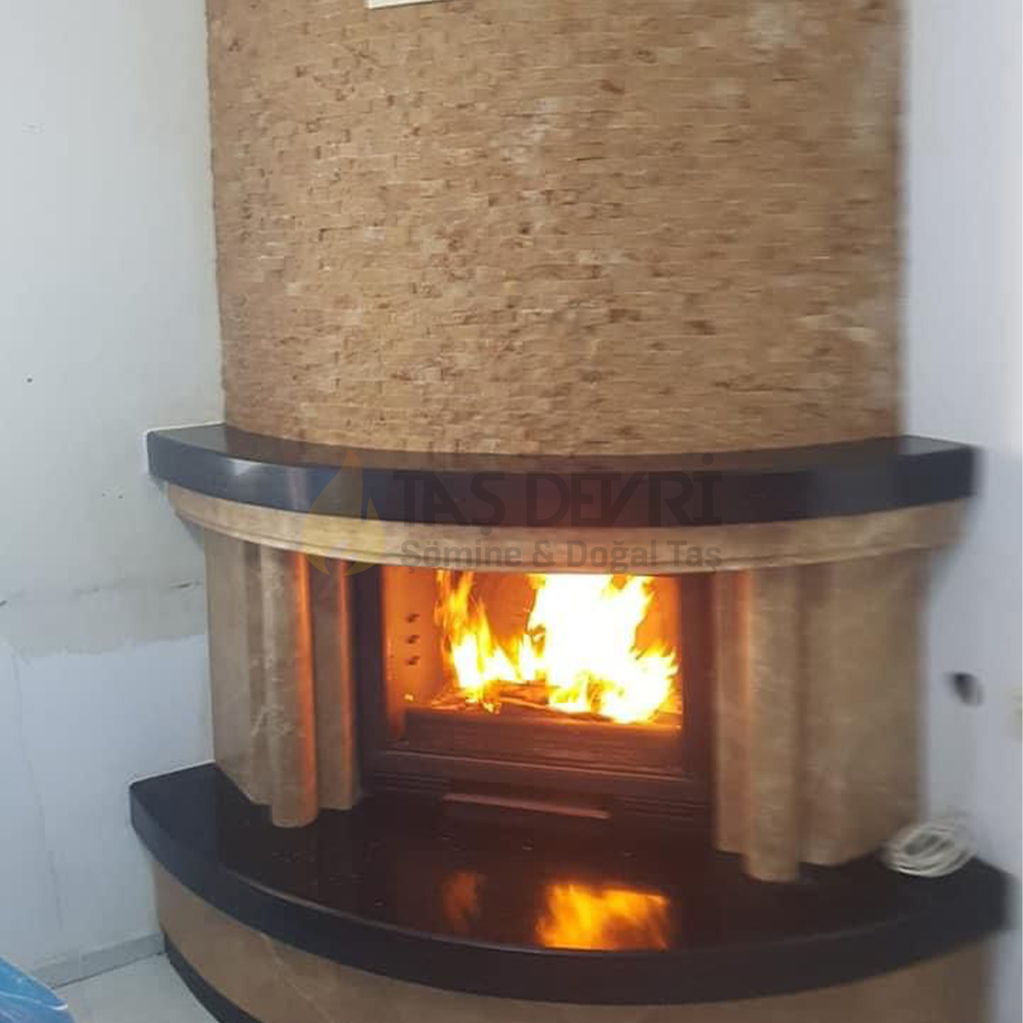 Corner Wood-Burning Fireplace 24