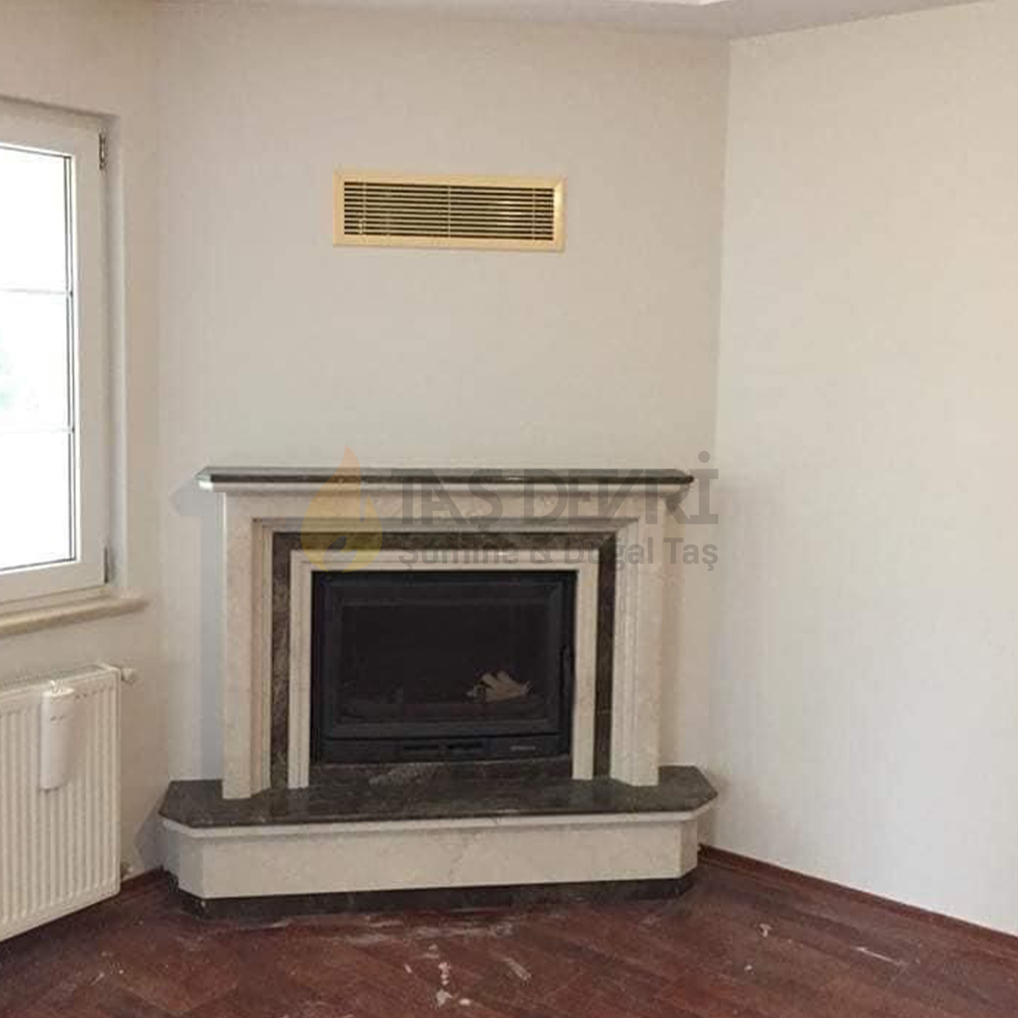 Corner Wood-Burning Fireplace 34