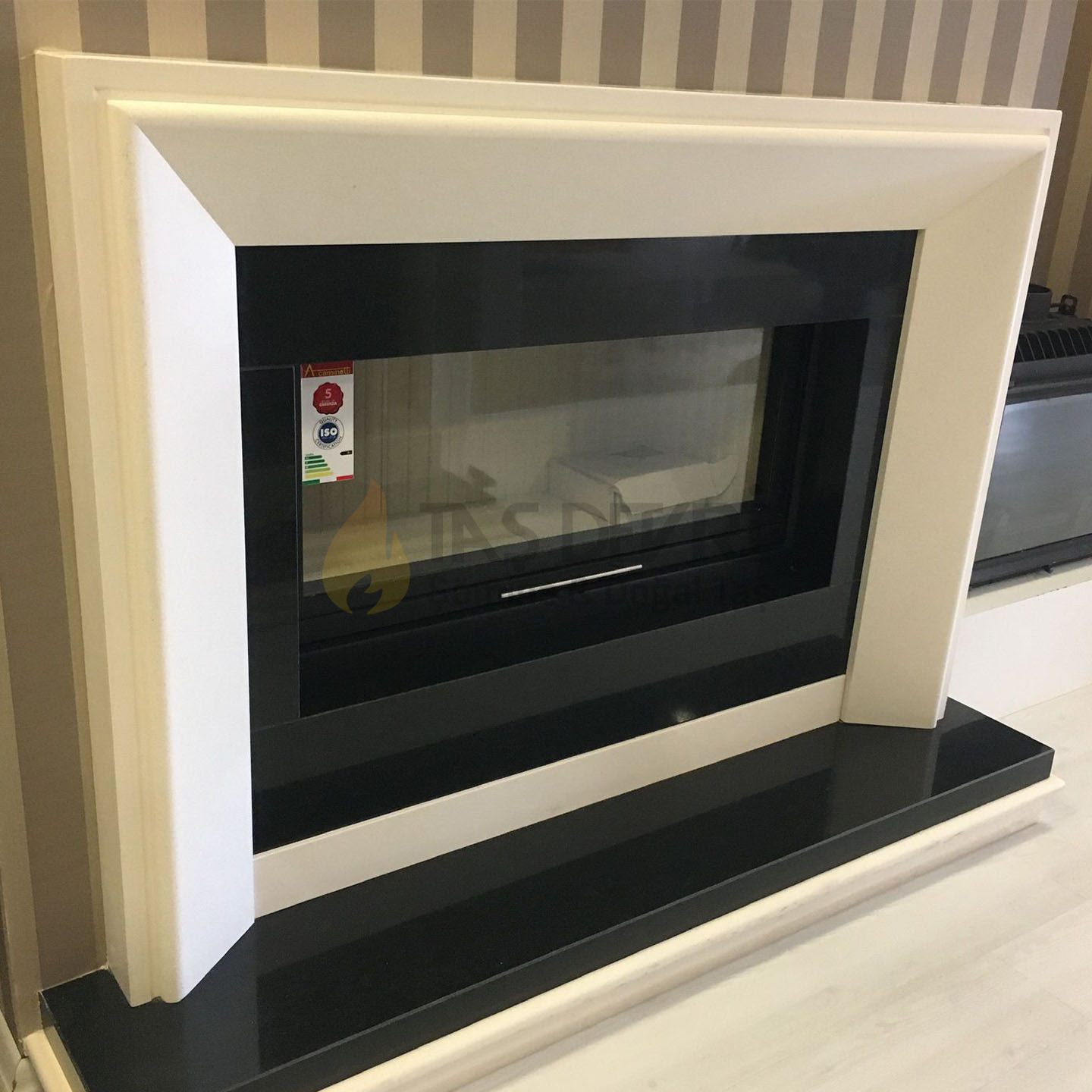 TD-Straight Wood-Burning Fireplace 70